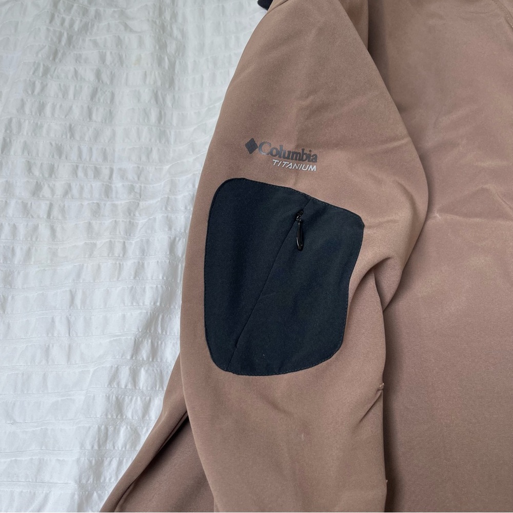 Columbia‎ Titanium Brown Shell Jacket - Picture 10 of 10